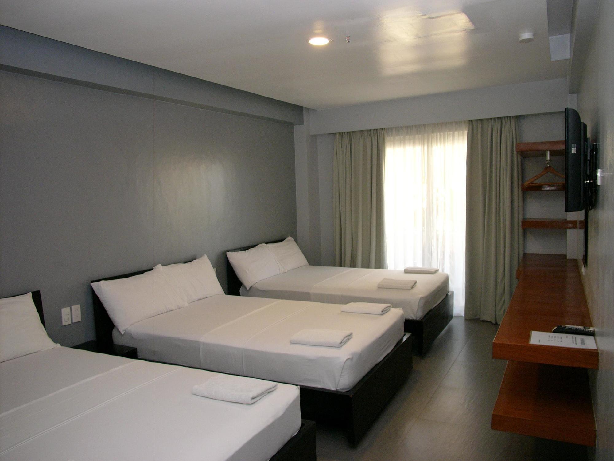 Lsm Square Residences Balabag  Exterior foto